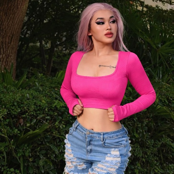 OQQ Tops - OQQ women’s crop top ribbed exercise seamless long sleeve size medium